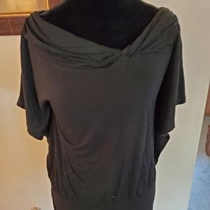 EC Short Sleeve Twist Neck Top